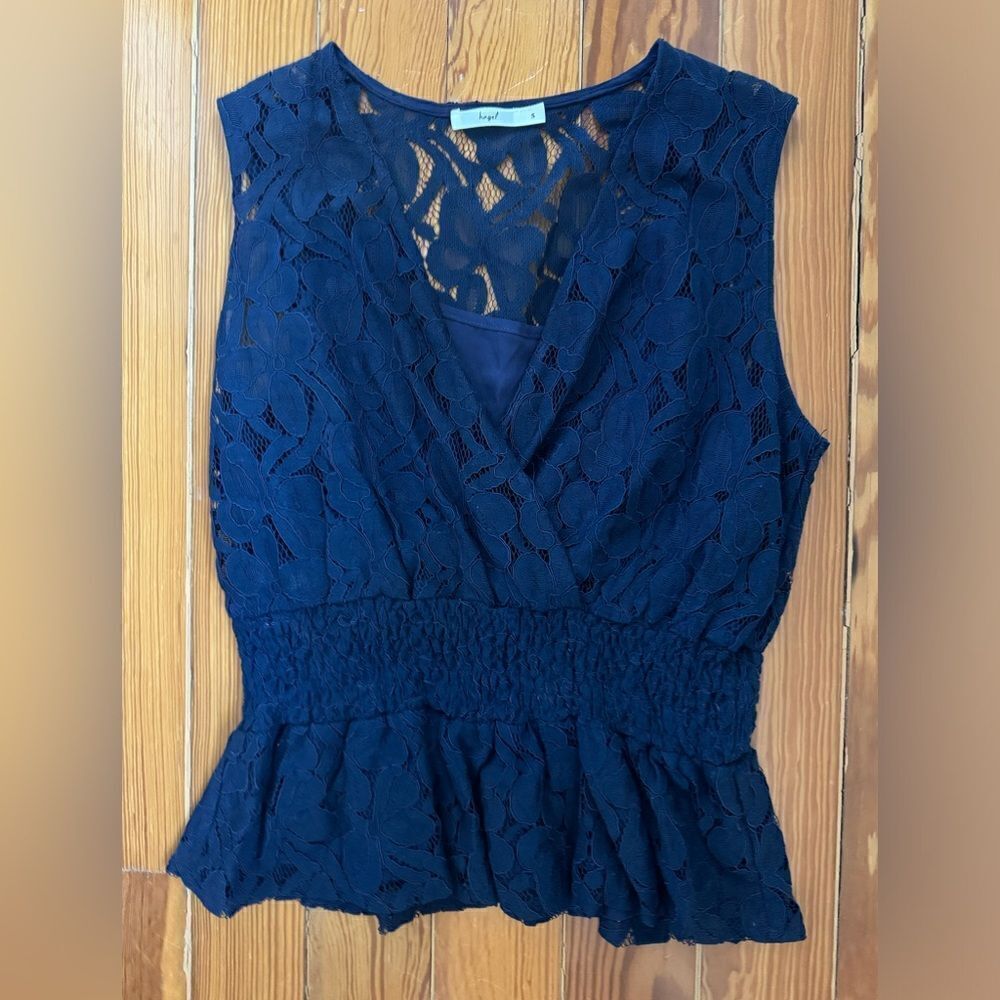 Eyelet Top 
